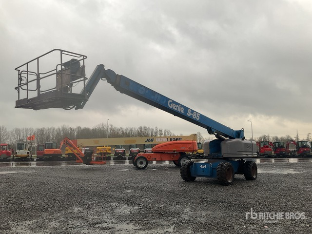 2007 Genie S-85 Diesel Telescopic Boom Lift - Telescopic boom: picture 1 2007 Genie S-85 Diesel Telescopic Boom Lift - Telescopic boom: picture 1