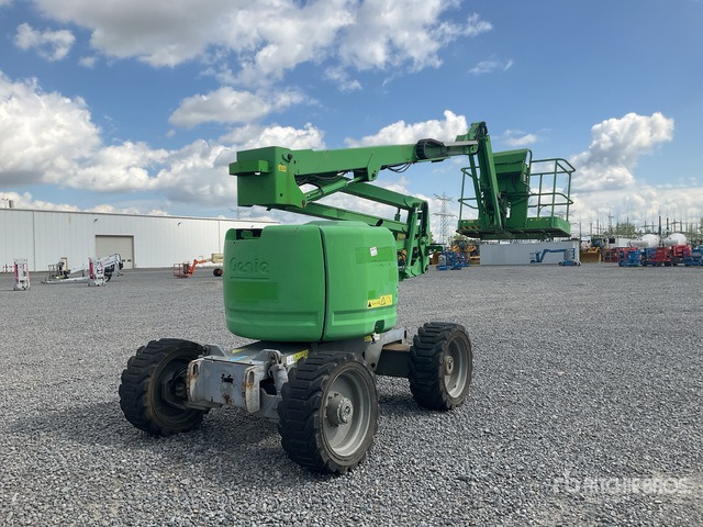 2011 Genie Z-45/25 4WD Diesel Articulating Boom Lift - Articulated boom: picture 1 2011 Genie Z-45/25 4WD Diesel Articulating Boom Lift - Articulated boom: picture 1