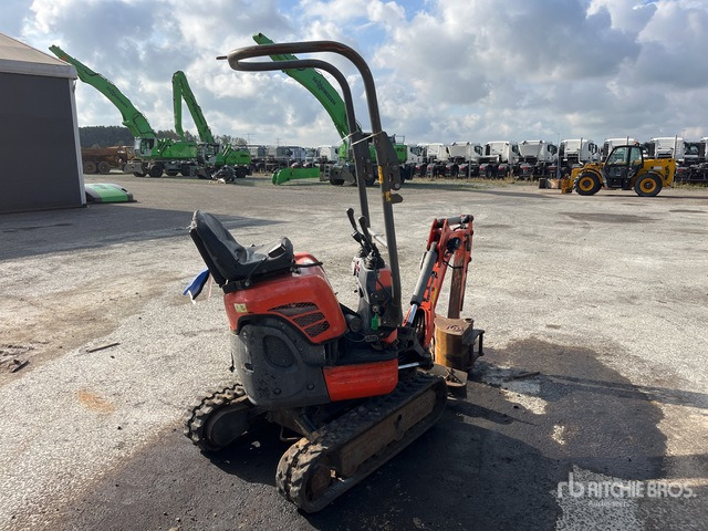 2013 Kubota U10-3 (Inoperable) Mini Excavator: <6.6t - Mini excavator: picture 3 2013 Kubota U10-3 (Inoperable) Mini Excavator: <6.6t - Mini excavator: picture 3