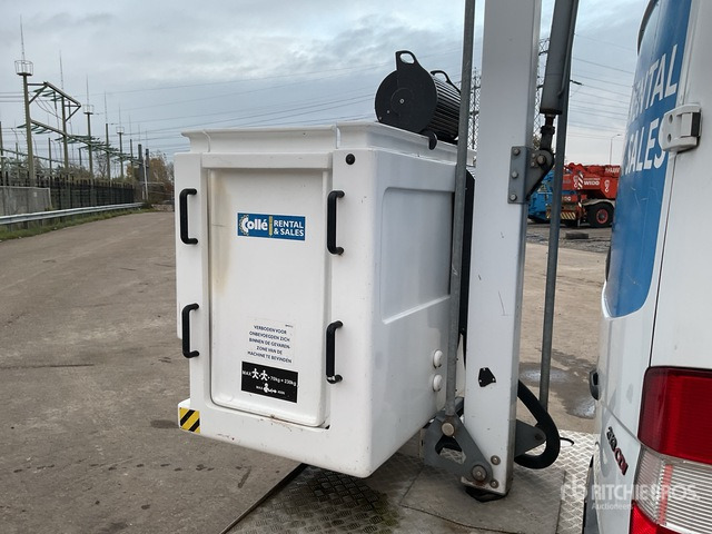 2013 Mercedes-Benz 2013 Danilift P130V Straight Bo ... Boom Truck - Truck mounted aerial platform: picture 5 2013 Mercedes-Benz 2013 Danilift P130V Straight Bo ... Boom Truck - Truck mounted aerial platform: picture 5