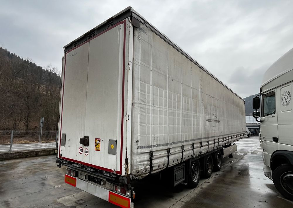 Krone Burto-firanka Mega // 2015 Rok // Oś podnoszona // Wysokie burty // - Curtainsider semi-trailer: picture 4 Krone Burto-firanka Mega // 2015 Rok // Oś podnoszona // Wysokie burty // - Curtainsider semi-trailer: picture 4
