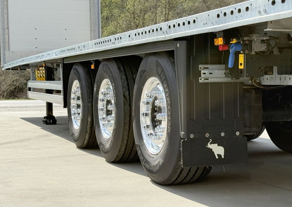 Dropside/ Flatbed semi-trailer Schmitz Cargobull STANDARD: picture 16
