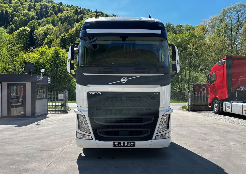 Volvo FH 500 // Globe XL // Xenon // Radary // Duże zbiorniki // Z ruchu międzynarodowego // - Tractor unit: picture 3 Volvo FH 500 // Globe XL // Xenon // Radary // Duże zbiorniki // Z ruchu międzynarodowego // - Tractor unit: picture 3