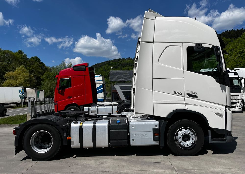 Tractor unit Volvo FH 500 // Zamiana na starszy //  Silnik Euro 6 nie Isave // Parkclima // XL // Radary // Duże zbiorniki // Gwarancja //: picture 12