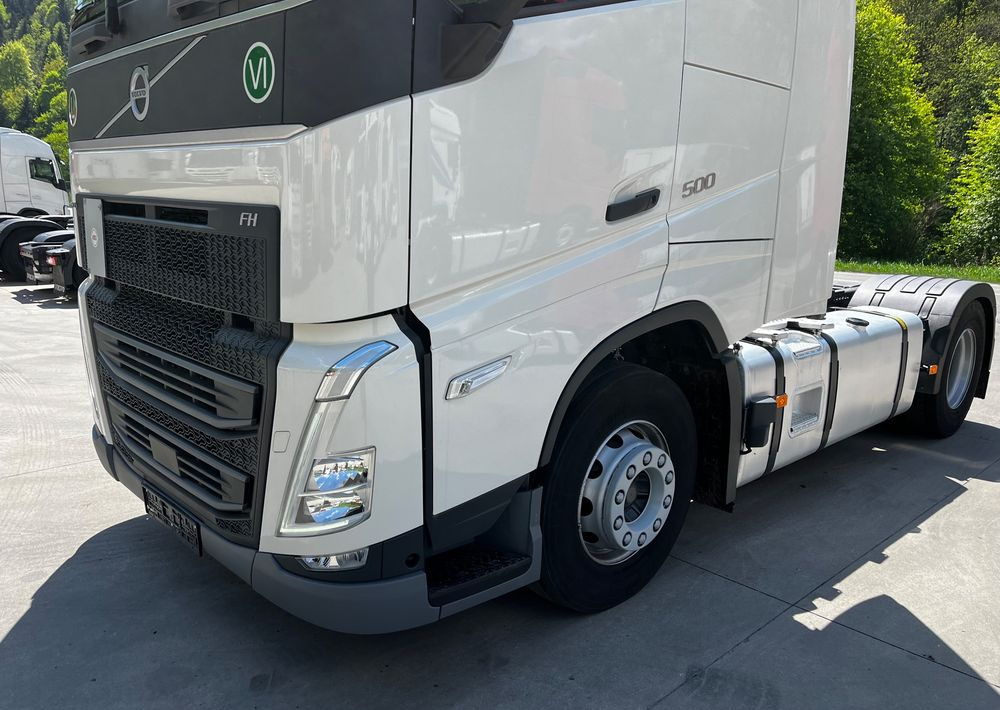 Tractor unit Volvo FH 500 // Zamiana na starszy //  Silnik Euro 6 nie Isave // Parkclima // XL // Radary // Duże zbiorniki // Gwarancja //: picture 11