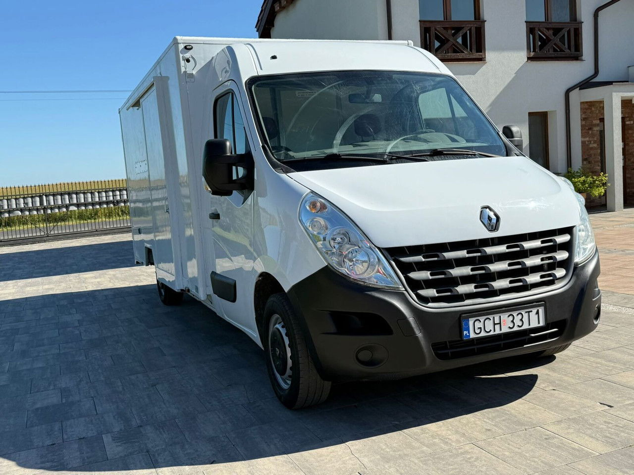 Renault Master Kontener niskopodłogowy Rampa najazdowa Sprowadzony Zarej - Box van: picture 3 Renault Master Kontener niskopodłogowy Rampa najazdowa Sprowadzony Zarej - Box van: picture 3
