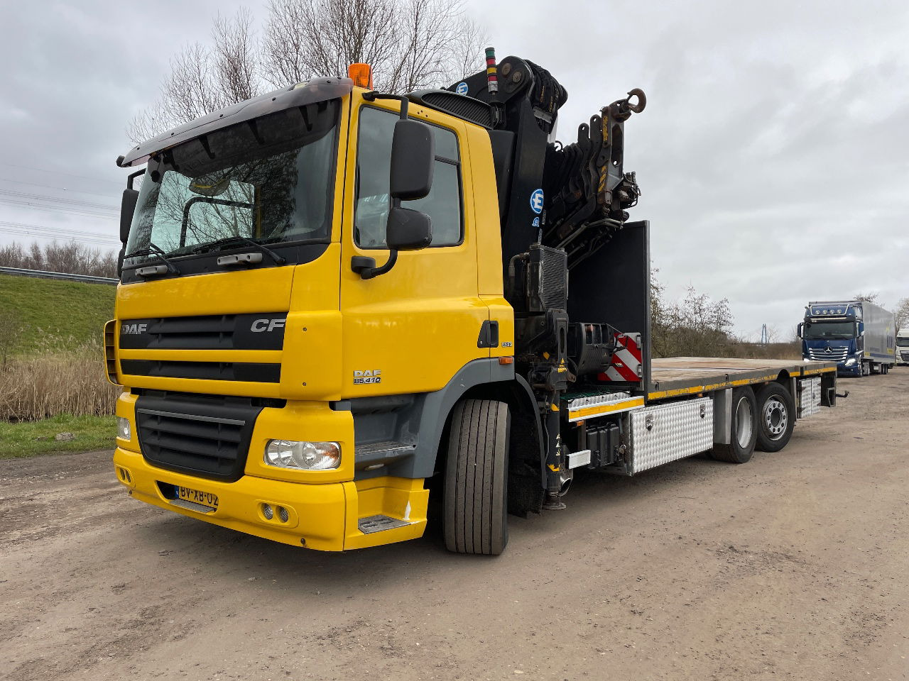 DAF 85.410 Met Effer 470 6s laadkraan ladekran loadercrane crane palfinger hiab fassi - Crane truck: picture 1 DAF 85.410 Met Effer 470 6s laadkraan ladekran loadercrane crane palfinger hiab fassi - Crane truck: picture 1