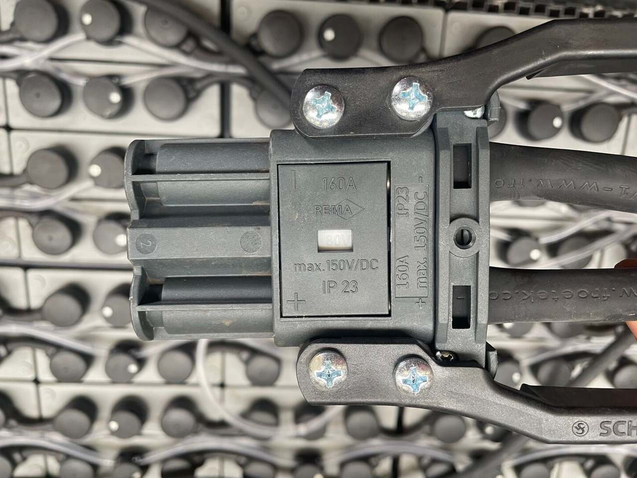 80 Volt I 3 EPzS 240 - Battery for Material handling equipment: picture 4 80 Volt I 3 EPzS 240 - Battery for Material handling equipment: picture 4