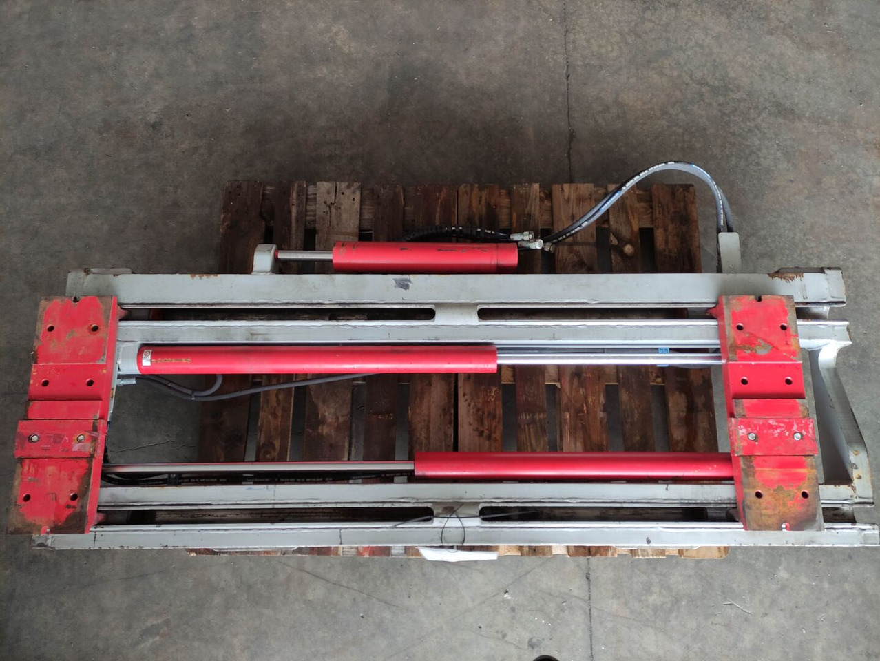 Durwen RZV100S - Forks: picture 1 Durwen RZV100S - Forks: picture 1