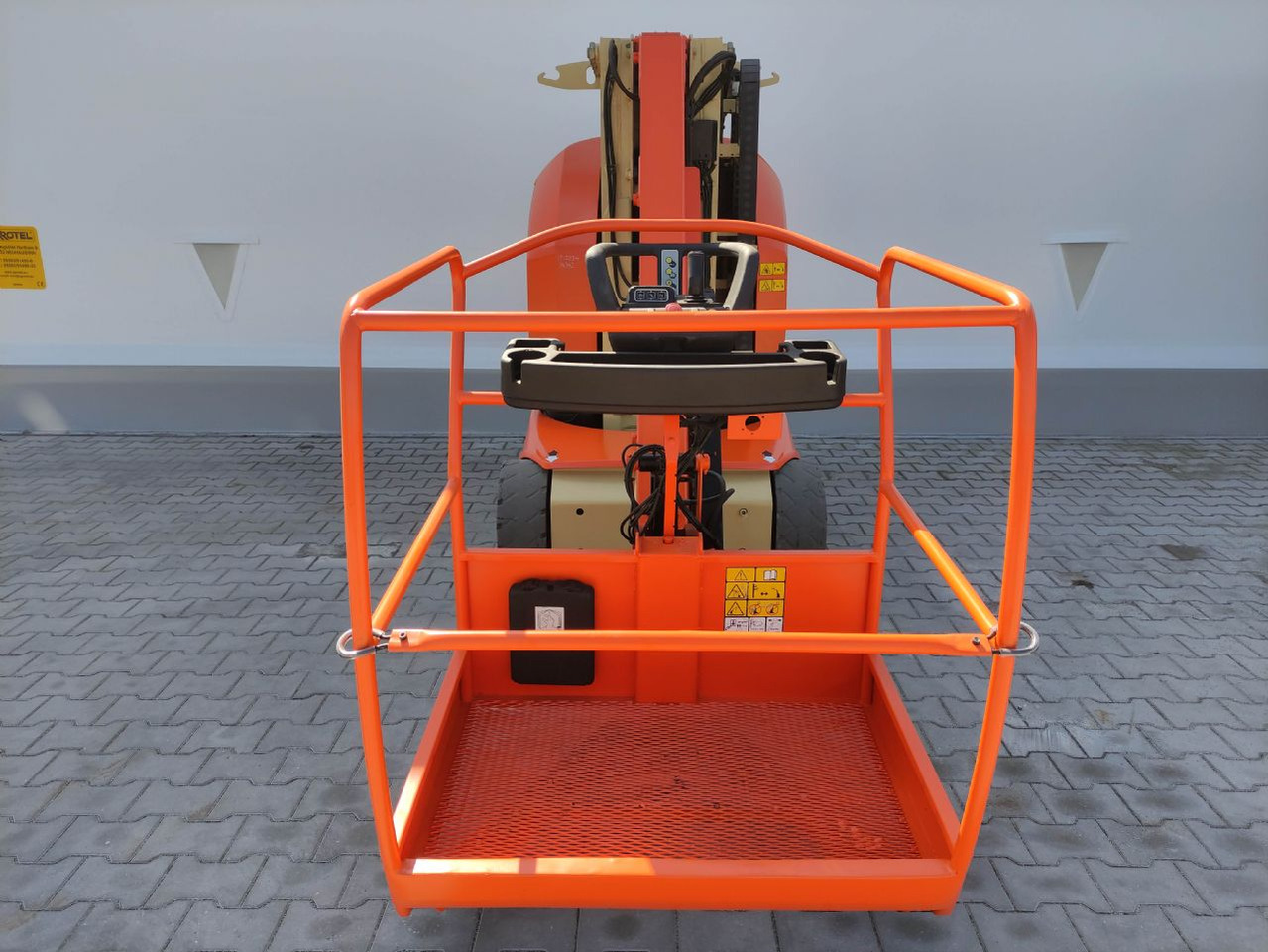 JLG Toucan 12 E (LACK NEU) - Vertical mast lift: picture 3 JLG Toucan 12 E (LACK NEU) - Vertical mast lift: picture 3