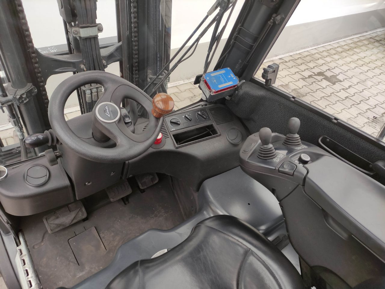 Linde E20PL-02-386 - Electric forklift: picture 5 Linde E20PL-02-386 - Electric forklift: picture 5