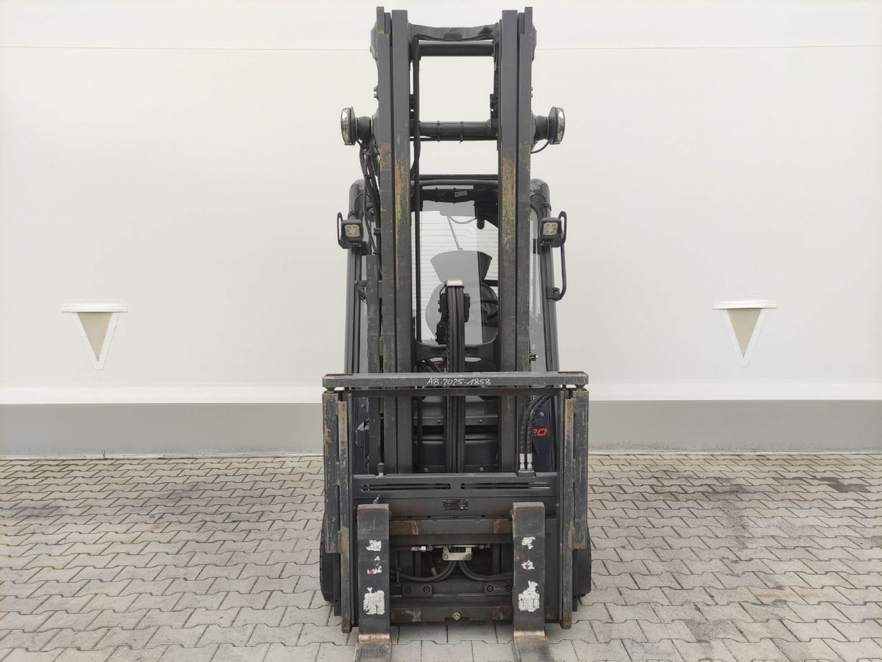 Linde E20PL-02-386 - Electric forklift: picture 3 Linde E20PL-02-386 - Electric forklift: picture 3