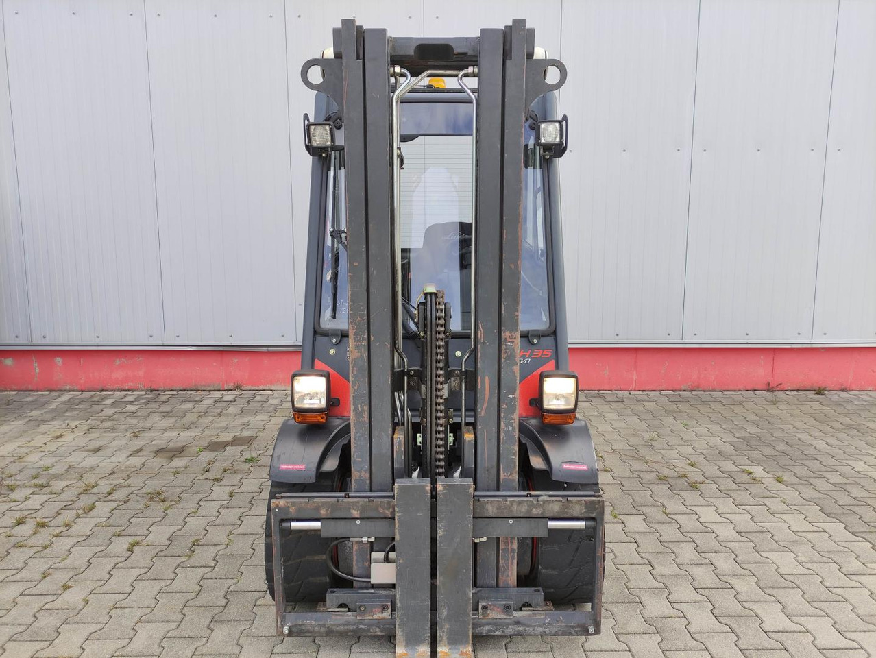 Linde H35D-02-393-EVO - Diesel forklift: picture 3 Linde H35D-02-393-EVO - Diesel forklift: picture 3
