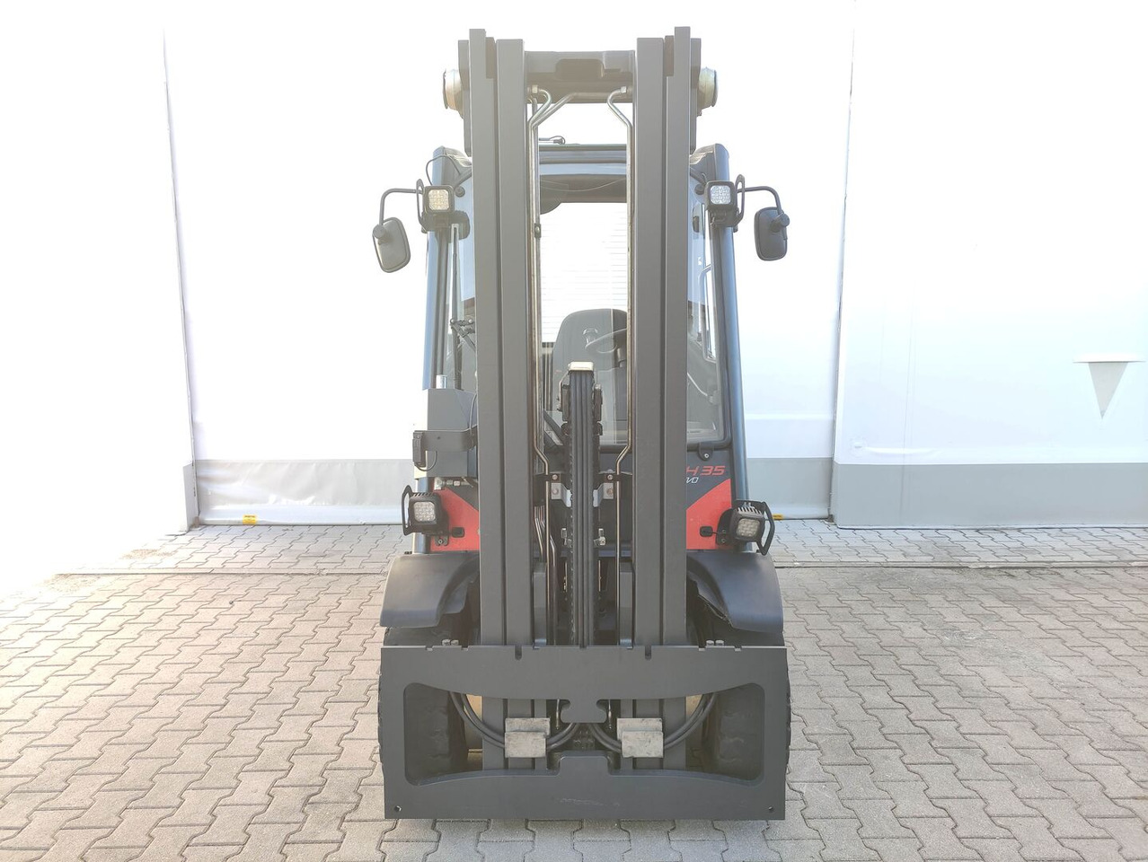Linde H35D-393-02 EVO / LACK NEU - Diesel forklift: picture 3 Linde H35D-393-02 EVO / LACK NEU - Diesel forklift: picture 3