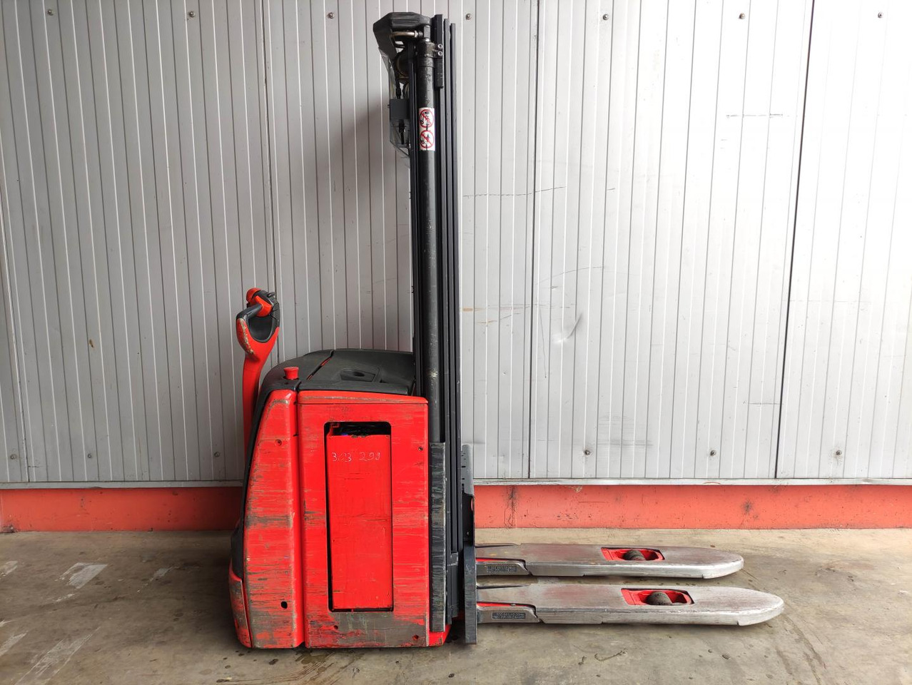 Linde L14-1173 - Stacker: picture 2 Linde L14-1173 - Stacker: picture 2