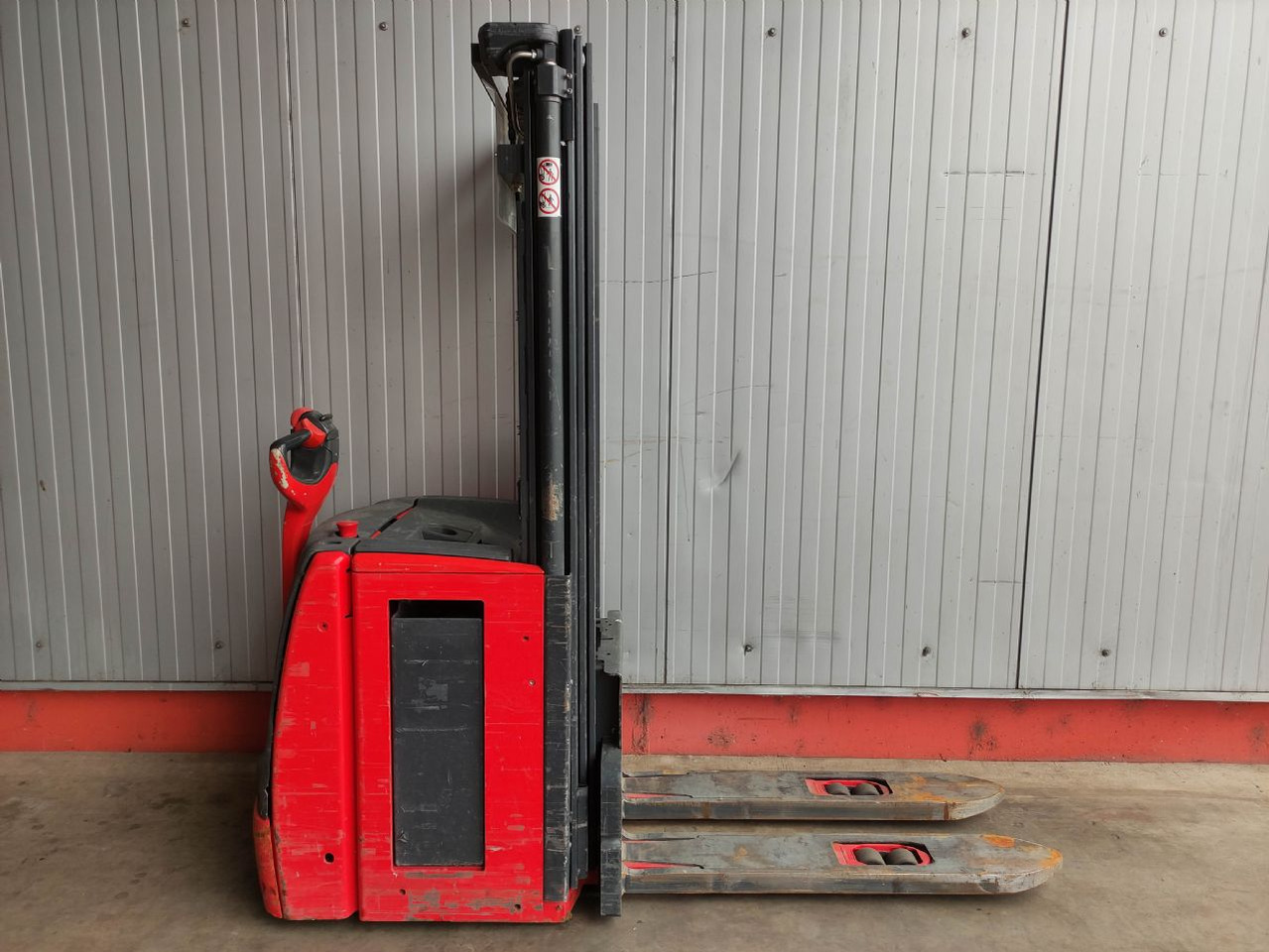 Linde L20-1173 - Stacker: picture 2 Linde L20-1173 - Stacker: picture 2