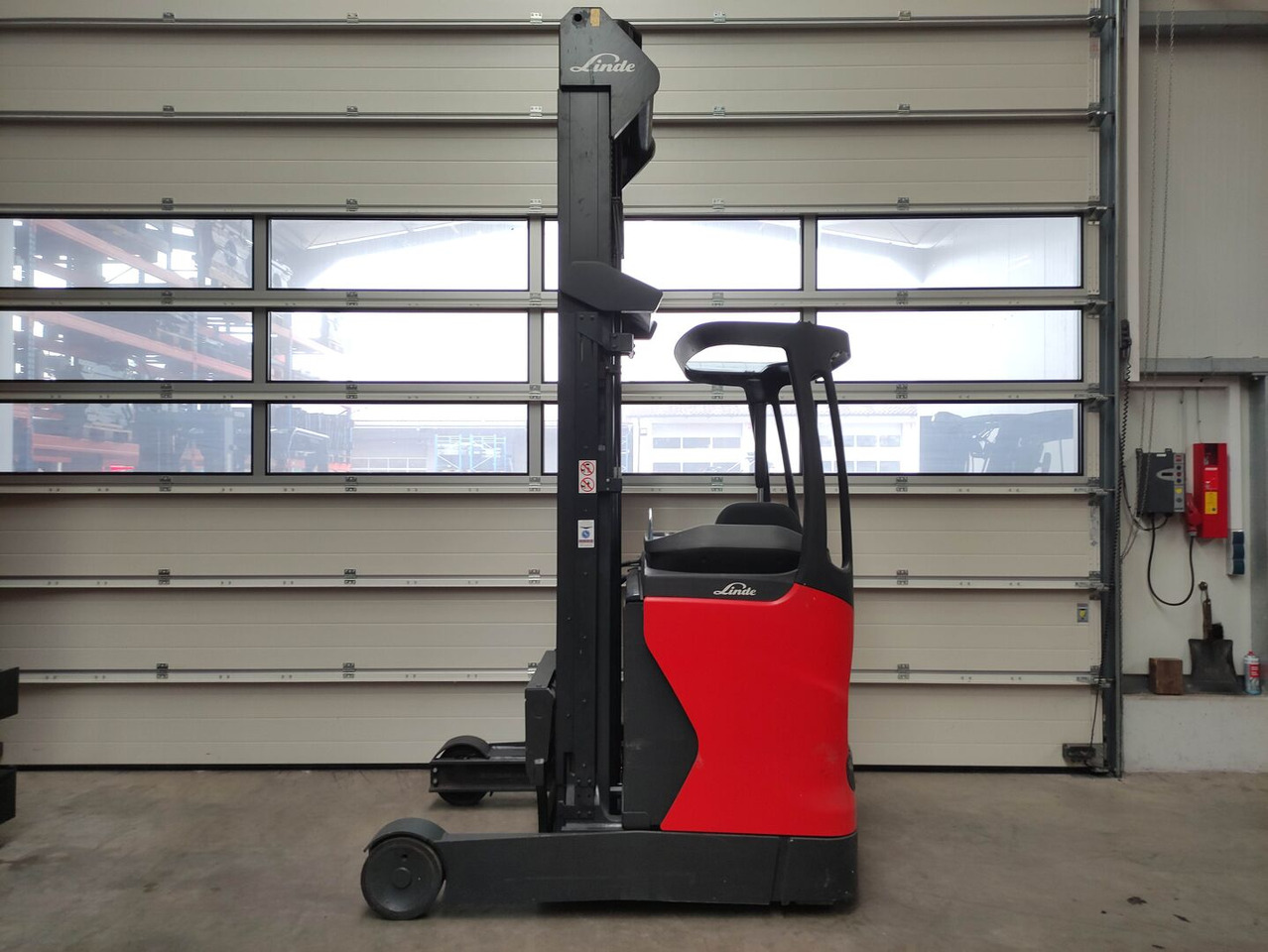 Linde R16-01-1120 - Reach truck: picture 1 Linde R16-01-1120 - Reach truck: picture 1