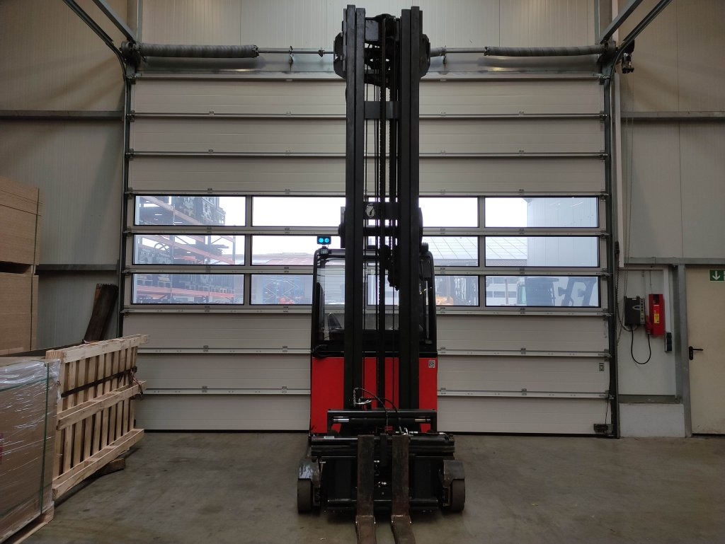 Linde R20HD-01-1120 - Reach truck: picture 3 Linde R20HD-01-1120 - Reach truck: picture 3