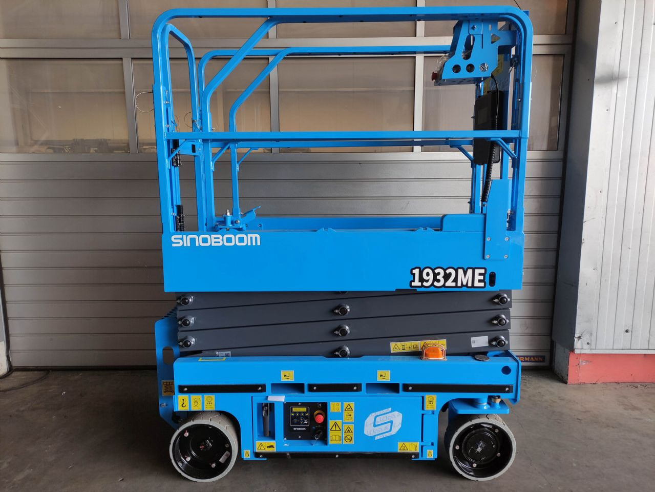 Sinoboom 1932ME/GTJZ0608ME *NEU* - Scissor lift: picture 2 Sinoboom 1932ME/GTJZ0608ME *NEU* - Scissor lift: picture 2