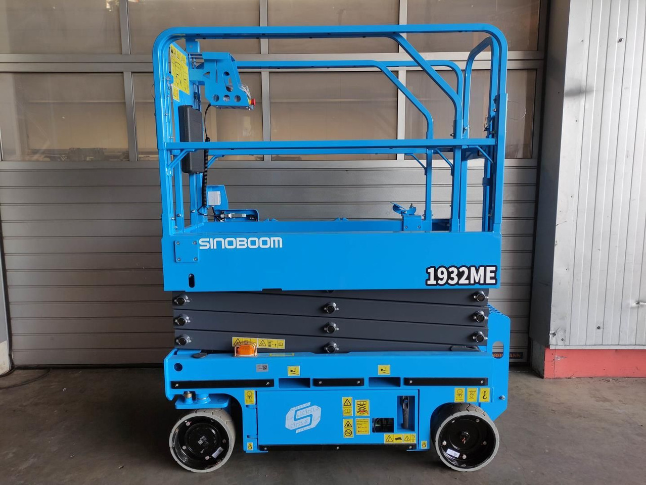 Sinoboom 1932ME/GTJZ0608ME *NEU* - Scissor lift: picture 1 Sinoboom 1932ME/GTJZ0608ME *NEU* - Scissor lift: picture 1