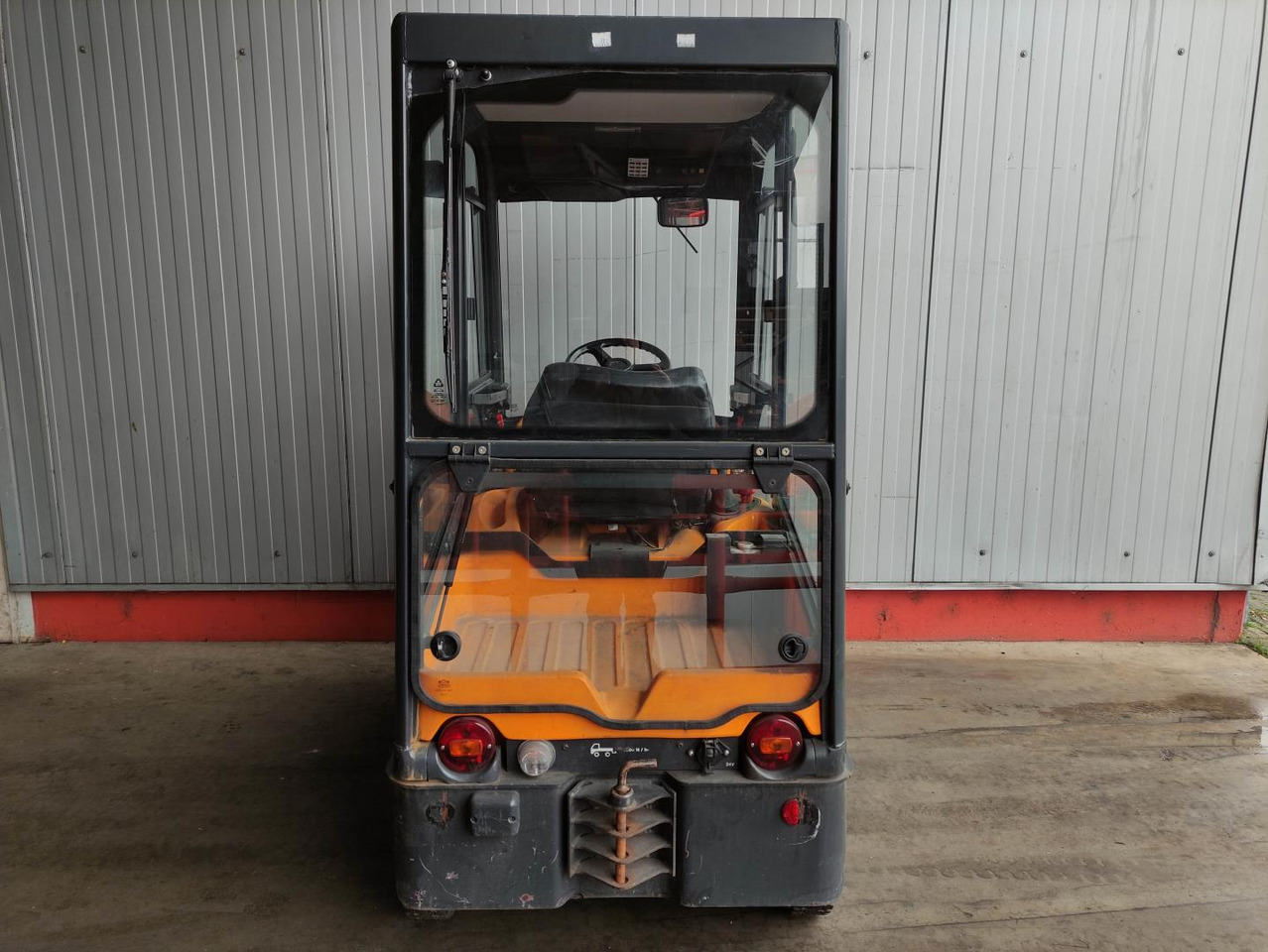 Still R06-06 - Tow tractor: picture 4 Still R06-06 - Tow tractor: picture 4