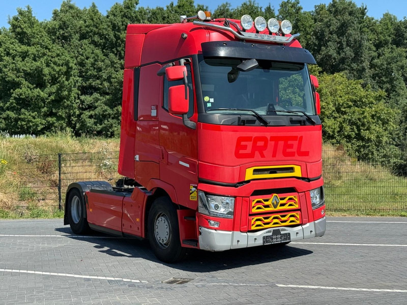 Renault T520 HIGH FULL SPOILER, STEEL/AIR, 2 TANKS, 2 BEDS, FRIGO - Tractor unit: picture 1 Renault T520 HIGH FULL SPOILER, STEEL/AIR, 2 TANKS, 2 BEDS, FRIGO - Tractor unit: picture 1