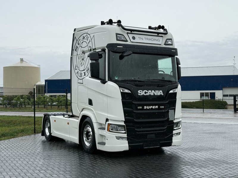 Scania R450 VOLLUCHT, ALCOA, HYDRAULIEK, 6 PUNTS LUCHTGEVEERD, RETARDER. - Tractor unit: picture 1 Scania R450 VOLLUCHT, ALCOA, HYDRAULIEK, 6 PUNTS LUCHTGEVEERD, RETARDER. - Tractor unit: picture 1