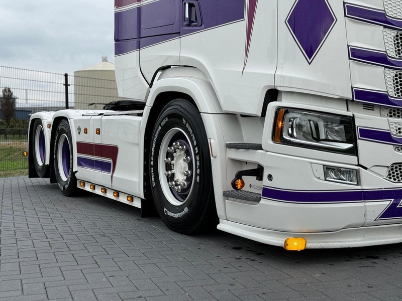Scania S580 V8 NGS VOLLUCHT, SHOW, LEATHER, RETARDER, LOW MILEAGE, WB 315. - Tractor unit: picture 3 Scania S580 V8 NGS VOLLUCHT, SHOW, LEATHER, RETARDER, LOW MILEAGE, WB 315. - Tractor unit: picture 3