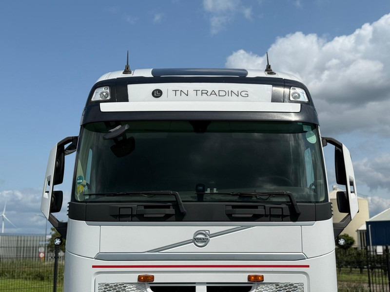 Volvo FH 13.540XL KB VIN, I-PARK COOL, STEEL/AIR, 2 TANKS, FULL SPOILER. - Tractor unit: picture 5 Volvo FH 13.540XL KB VIN, I-PARK COOL, STEEL/AIR, 2 TANKS, FULL SPOILER. - Tractor unit: picture 5
