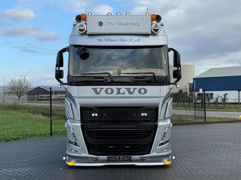 Volvo FH 460 SHOW, FULL AIR, ALCOA, INTERIOR, LIKE NEW, TOP. - Tractor unit: picture 3 Volvo FH 460 SHOW, FULL AIR, ALCOA, INTERIOR, LIKE NEW, TOP. - Tractor unit: picture 3