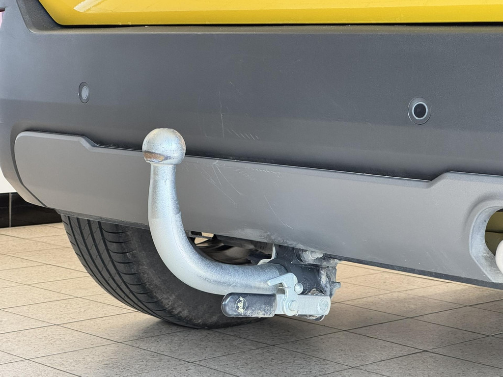 Jeep Avenger-1.2 Altitude Adaptive cruise control Climate control Parkeersensor achter DAB radio - SUV: picture 3 Jeep Avenger-1.2 Altitude Adaptive cruise control Climate control Parkeersensor achter DAB radio - SUV: picture 3