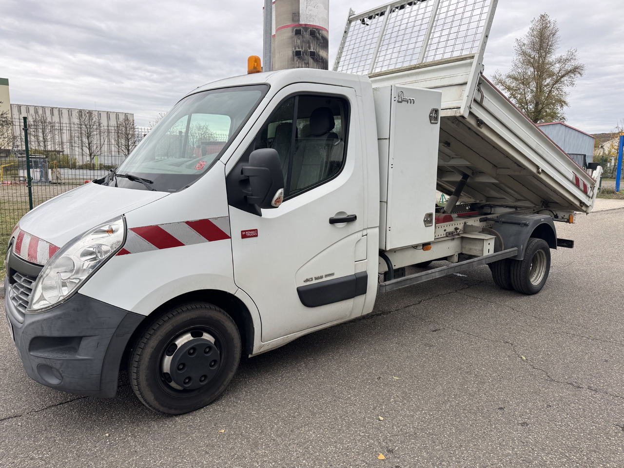 Renault Master dci 165 - Tipper van: picture 1 Renault Master dci 165 - Tipper van: picture 1