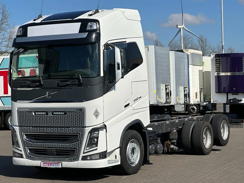 Volvo FH 16.650 6x2 Chassis Retarder Euro 6 WB 4.30 Full Air - Cab chassis truck: picture 1 Volvo FH 16.650 6x2 Chassis Retarder Euro 6 WB 4.30 Full Air - Cab chassis truck: picture 1