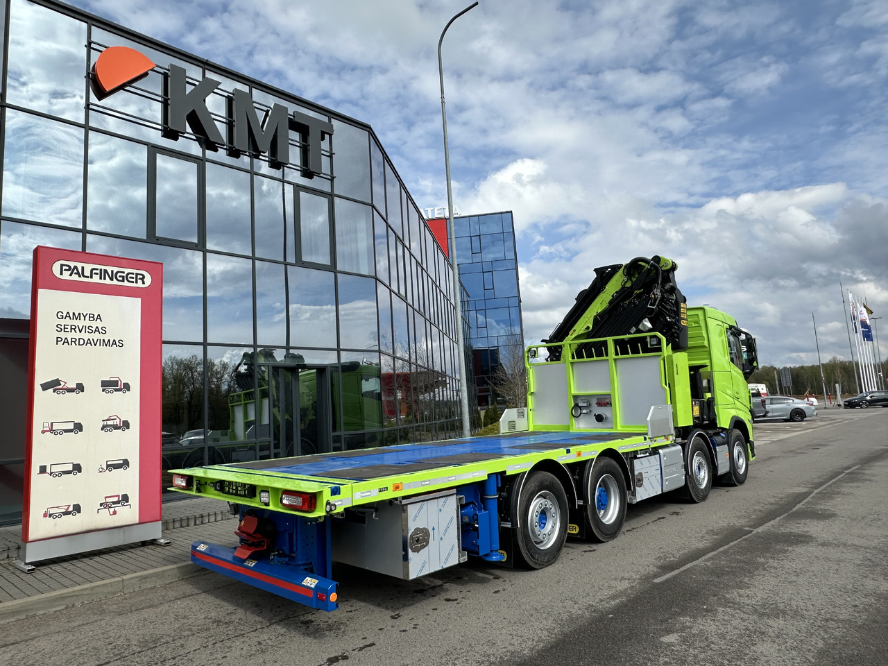 Volvo FH 500 with Palfinger PK 92002-SH crane - Crane truck: picture 3 Volvo FH 500 with Palfinger PK 92002-SH crane - Crane truck: picture 3