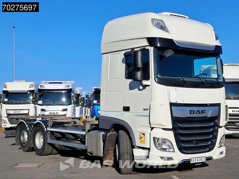 DAF XF 480 6X2 FAN SSC Retarder Liftachse StandKlima ACC Euro 6 - Container transporter/ Swap body truck: picture 3 DAF XF 480 6X2 FAN SSC Retarder Liftachse StandKlima ACC Euro 6 - Container transporter/ Swap body truck: picture 3