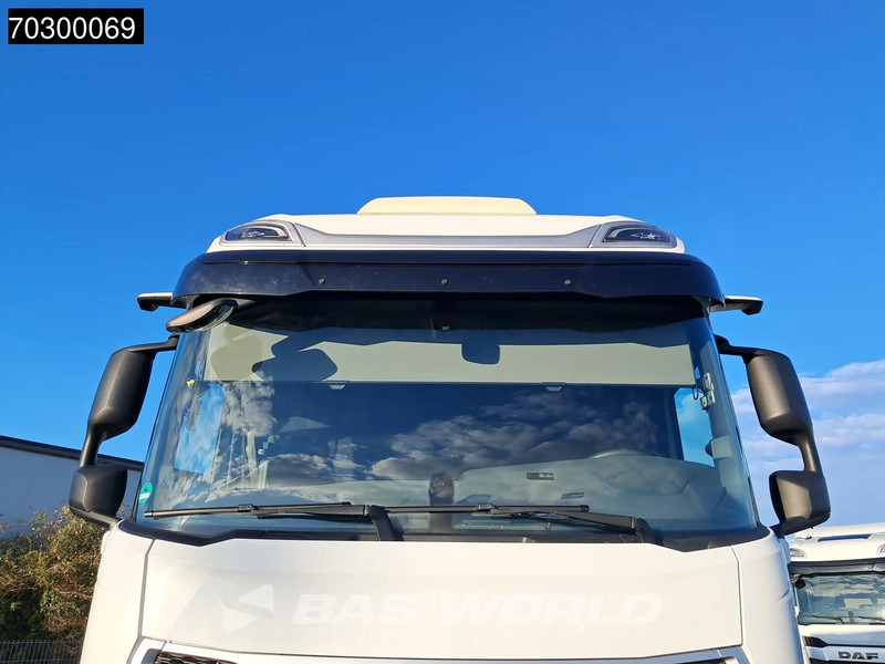 Tractor unit DAF XG 4X2 Retarder 2xTanks ACC LED Standklima Euro 6: picture 14 Tractor unit DAF XG 4X2 Retarder 2xTanks ACC LED Standklima Euro 6: picture 14