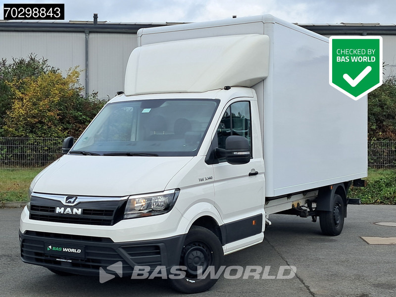 Volkswagen Crafter 140pk Ladebordwand Automatik 140PS Koffer Kamera Tempomat Klima Euro6 20m3 A/C Cruise control - Box van: picture 1 Volkswagen Crafter 140pk Ladebordwand Automatik 140PS Koffer Kamera Tempomat Klima Euro6 20m3 A/C Cruise control - Box van: picture 1