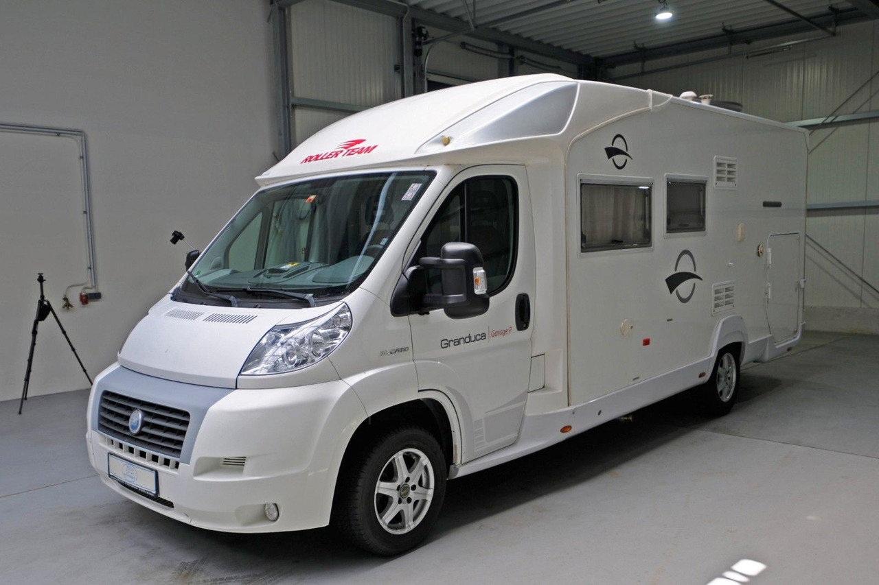 Roller Team Granduca Garage P/Festbett/Klima/Garage/Markise - Semi-integrated motorhome: picture 2 Roller Team Granduca Garage P/Festbett/Klima/Garage/Markise - Semi-integrated motorhome: picture 2
