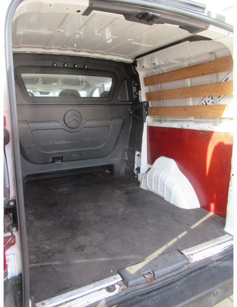 Small van, Combi van Citroën Jumpy 12 2.0 HDI 94KW L2H1 DOKA Dubbelcabine: picture 10