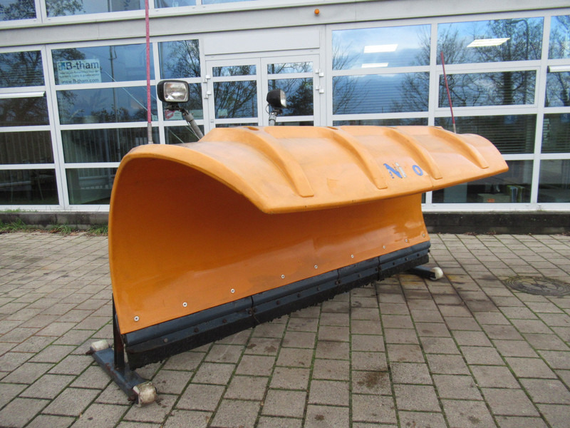 NIDO SNK 240-R EPZ 24V 270CM Schneepflug Snow Plow Sneeuwploeg - Snow removal vehicle: picture 3 NIDO SNK 240-R EPZ 24V 270CM Schneepflug Snow Plow Sneeuwploeg - Snow removal vehicle: picture 3