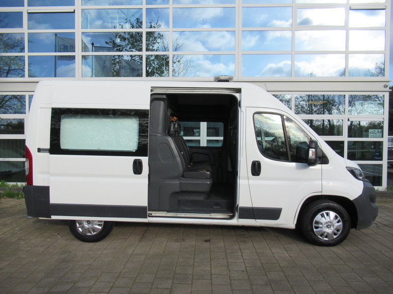 Peugeot Boxer 330 2.2 HDI 96KW L2H2 XT DOKA Dubbelcabine AIRCO - Small van, Combi van: picture 2 Peugeot Boxer 330 2.2 HDI 96KW L2H2 XT DOKA Dubbelcabine AIRCO - Small van, Combi van: picture 2
