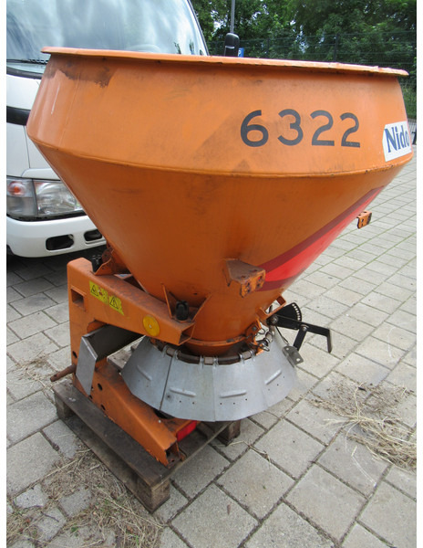 Rauch Streuer SA 360 Typ 1 Salzstreuer - Sand/ Salt spreader for Agricultural machinery: picture 2 Rauch Streuer SA 360 Typ 1 Salzstreuer - Sand/ Salt spreader for Agricultural machinery: picture 2