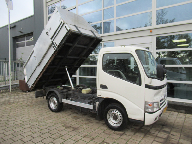 Toyota Dyna 100 3.0 D-4D 80KW Comfort Veegvuilkipper Tipper - Tipper van: picture 2 Toyota Dyna 100 3.0 D-4D 80KW Comfort Veegvuilkipper Tipper - Tipper van: picture 2