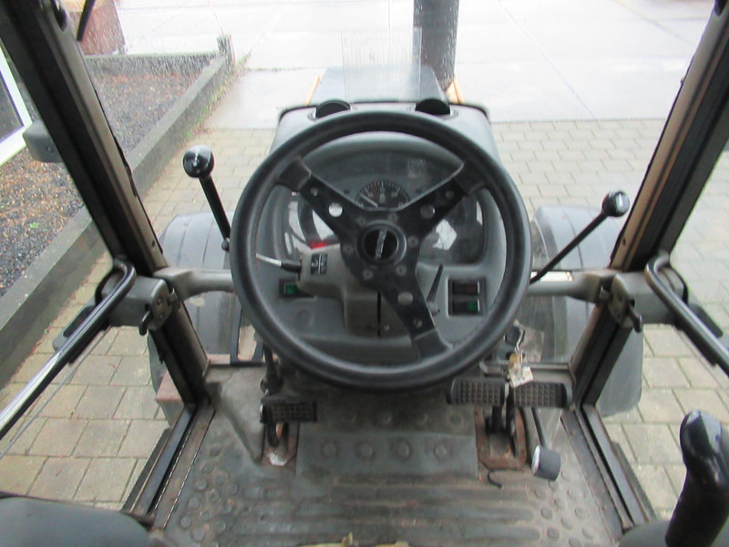 Farm tractor Valtra 700 4x2 VALMET: picture 16