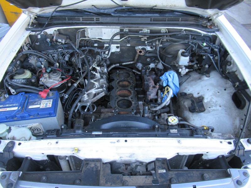 Ford Ranger 2.5 TDCI Super Cab 4x4 4WD Engine Defect - Van: picture 4 Ford Ranger 2.5 TDCI Super Cab 4x4 4WD Engine Defect - Van: picture 4