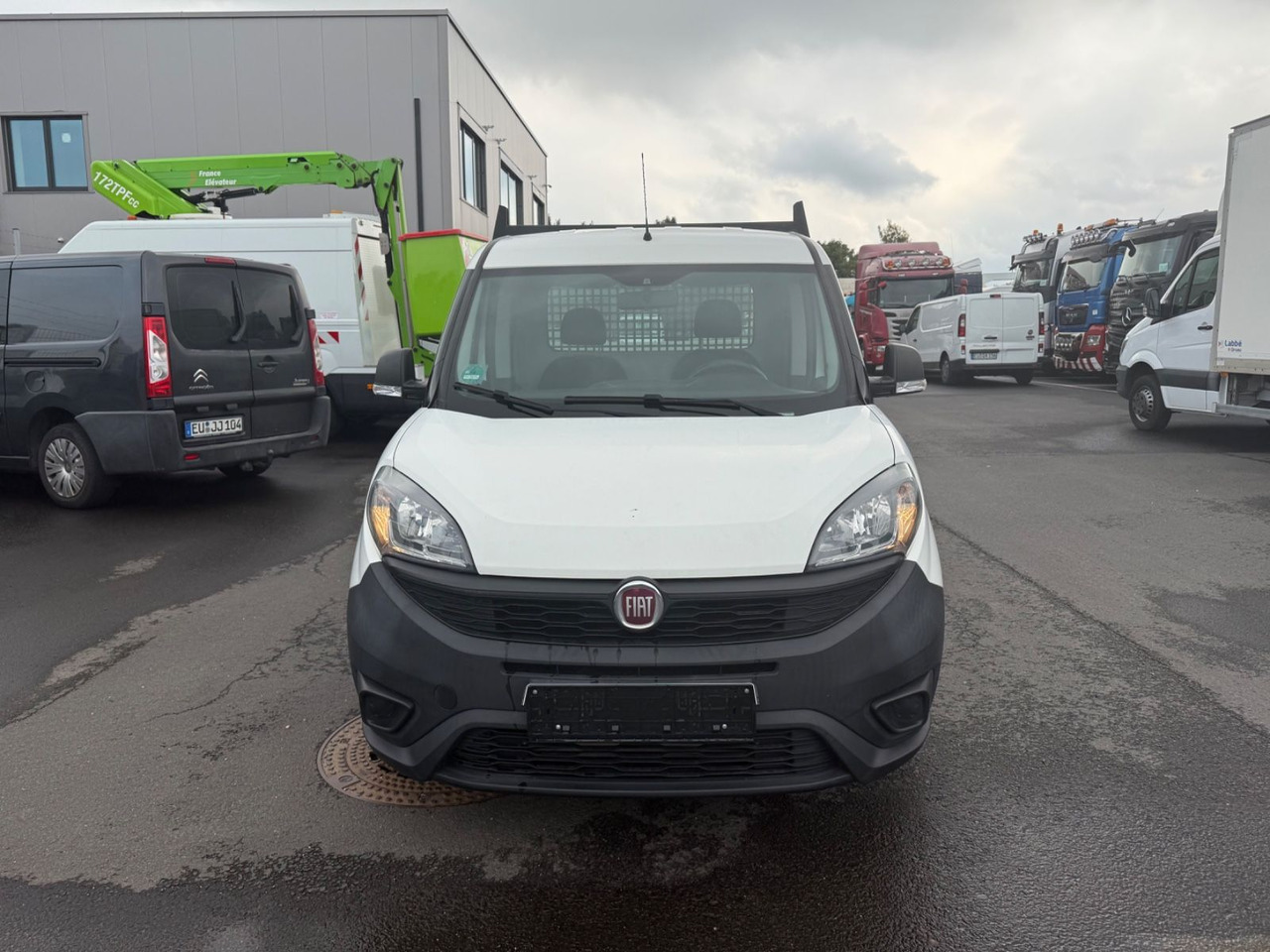 Fiat Doblò / Doblo Work Up Pritsche/Pick up/ AHK - Flatbed van: picture 2 Fiat Doblò / Doblo Work Up Pritsche/Pick up/ AHK - Flatbed van: picture 2