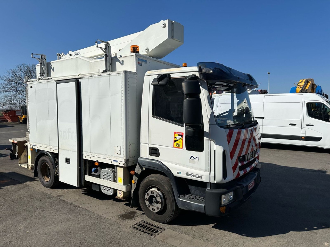 Iveco EuroCargo 120E18 + COMET 151TAL*Steiger Iveco EuroCargo 120E18 + COMET 151TAL*Steiger - Truck mounted aerial platform: picture 1 Iveco EuroCargo 120E18 + COMET 151TAL*Steiger Iveco EuroCargo 120E18 + COMET 151TAL*Steiger - Truck mounted aerial platform: picture 1