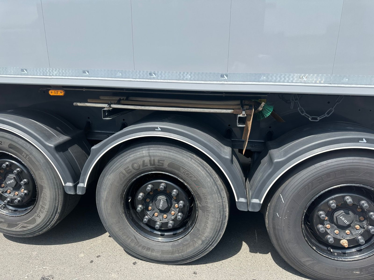 Stas S300CX/AgroSTAR/49m³/2x Lift/ Alu - Tipper semi-trailer: picture 5 Stas S300CX/AgroSTAR/49m³/2x Lift/ Alu - Tipper semi-trailer: picture 5