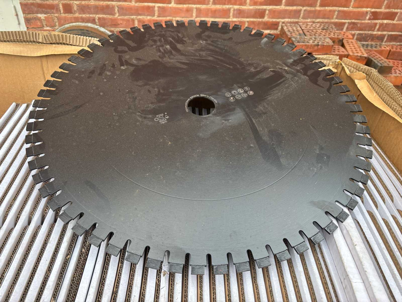 Diamond blade 700mmx60mm 10pcs - Concrete equipment: picture 1 Diamond blade 700mmx60mm 10pcs - Concrete equipment: picture 1