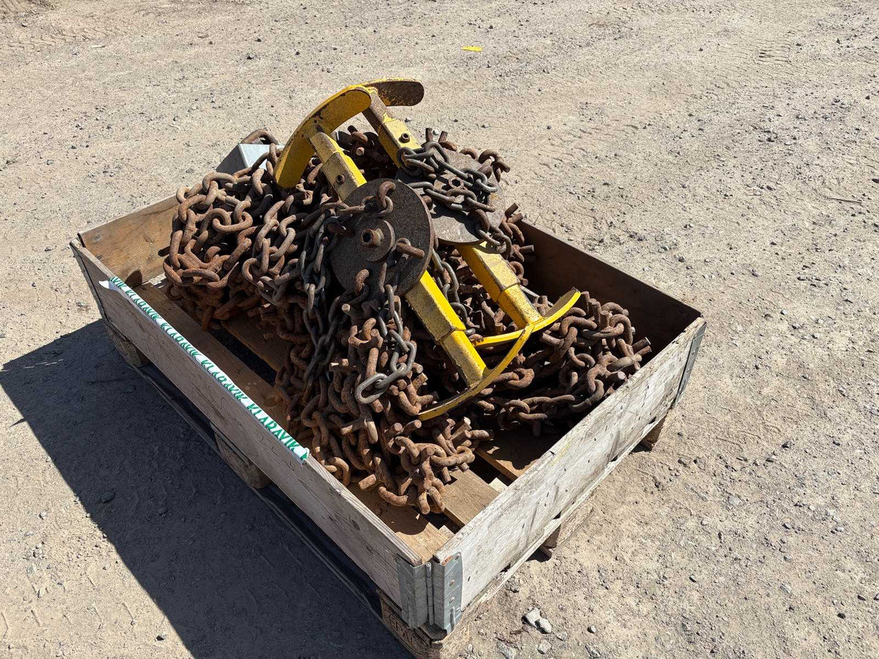 Forest machine bogie chain 2pcs and centering bars - Undercarriage parts: picture 2 Forest machine bogie chain 2pcs and centering bars - Undercarriage parts: picture 2